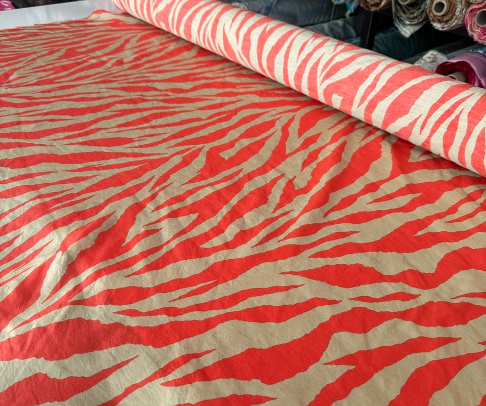 Ayrobin Kumaş (Tensel/Modal Kumaş)  Turuncu Renk Zebra Desen