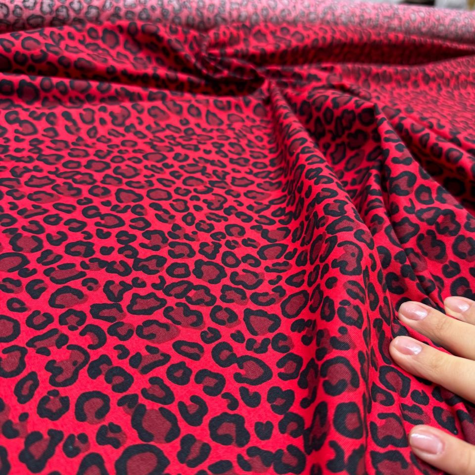 Poplin Kumaş Bordo Leopar Desenli Çift En (En 150 cm)