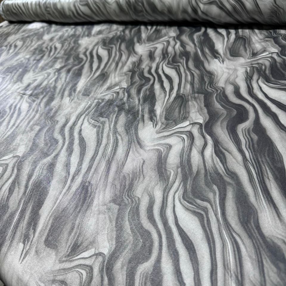 Floş Saten Kumaş Parlak Işıltılı Çift En Gri Zebra Desen