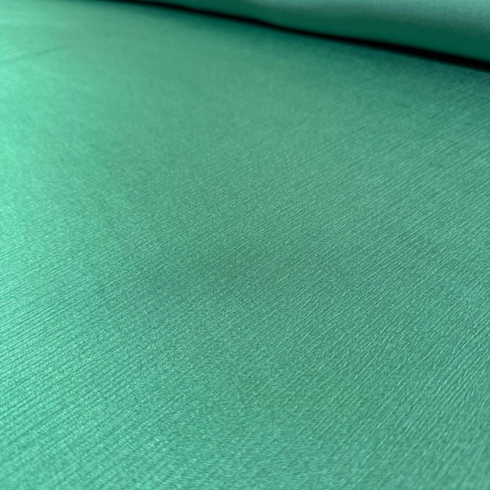 Pamuk Saten Viskon Kumaş Çift En Parlak Zümrüt Yeşili