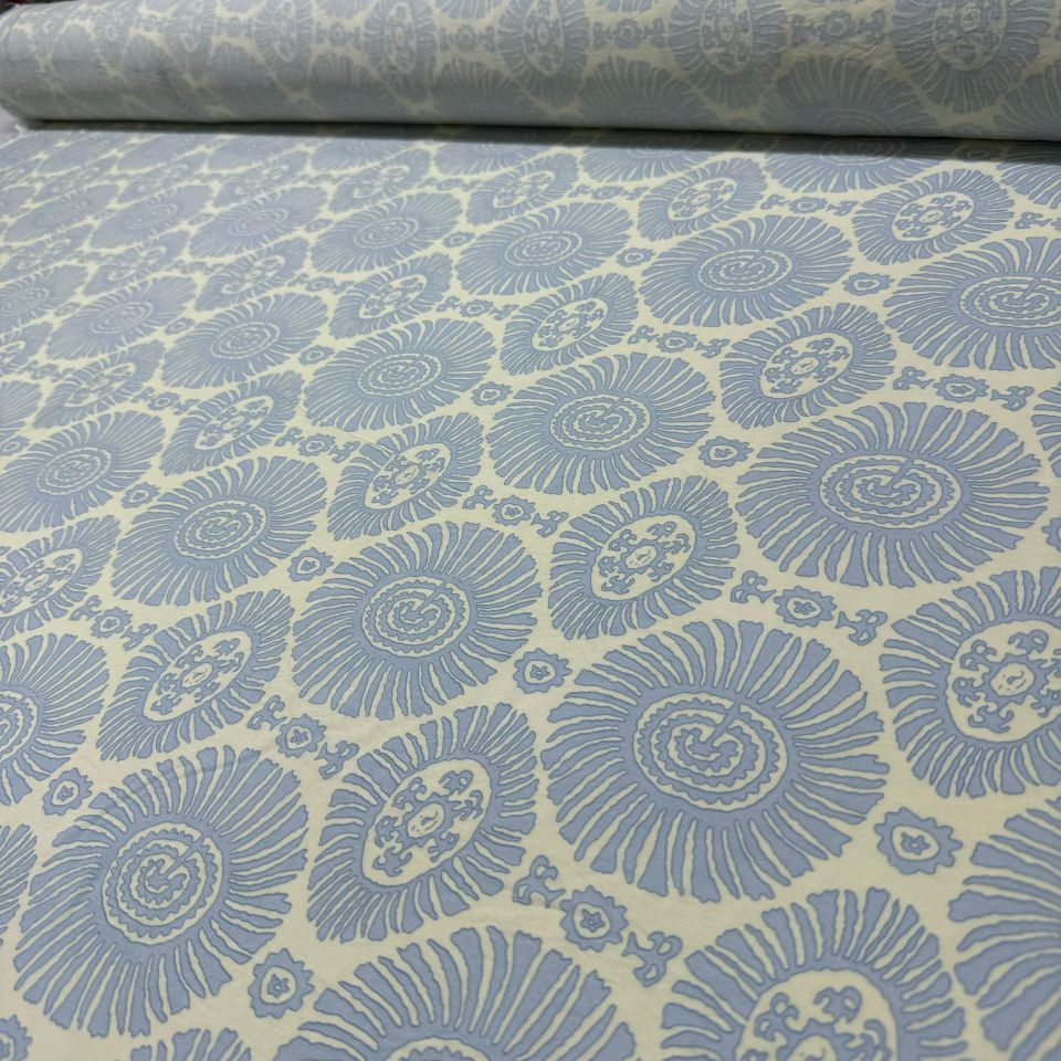 Ayrobin Kumaş Damask Desenli Yuvarlak Motifli En 150 cm Etnik Desen Mavi Renk