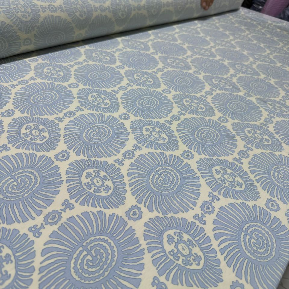 Ayrobin Kumaş Damask Desenli Yuvarlak Motifli En 150 cm Etnik Desen Mavi Renk