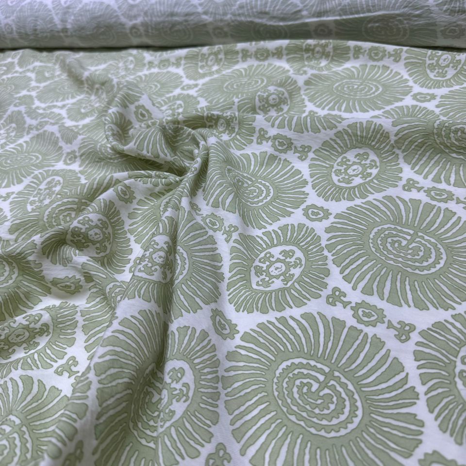 Ayrobin Kumaş Damask Desenli Yuvarlak Motifli En 150 cm Etnik Desen Yeşil Renk