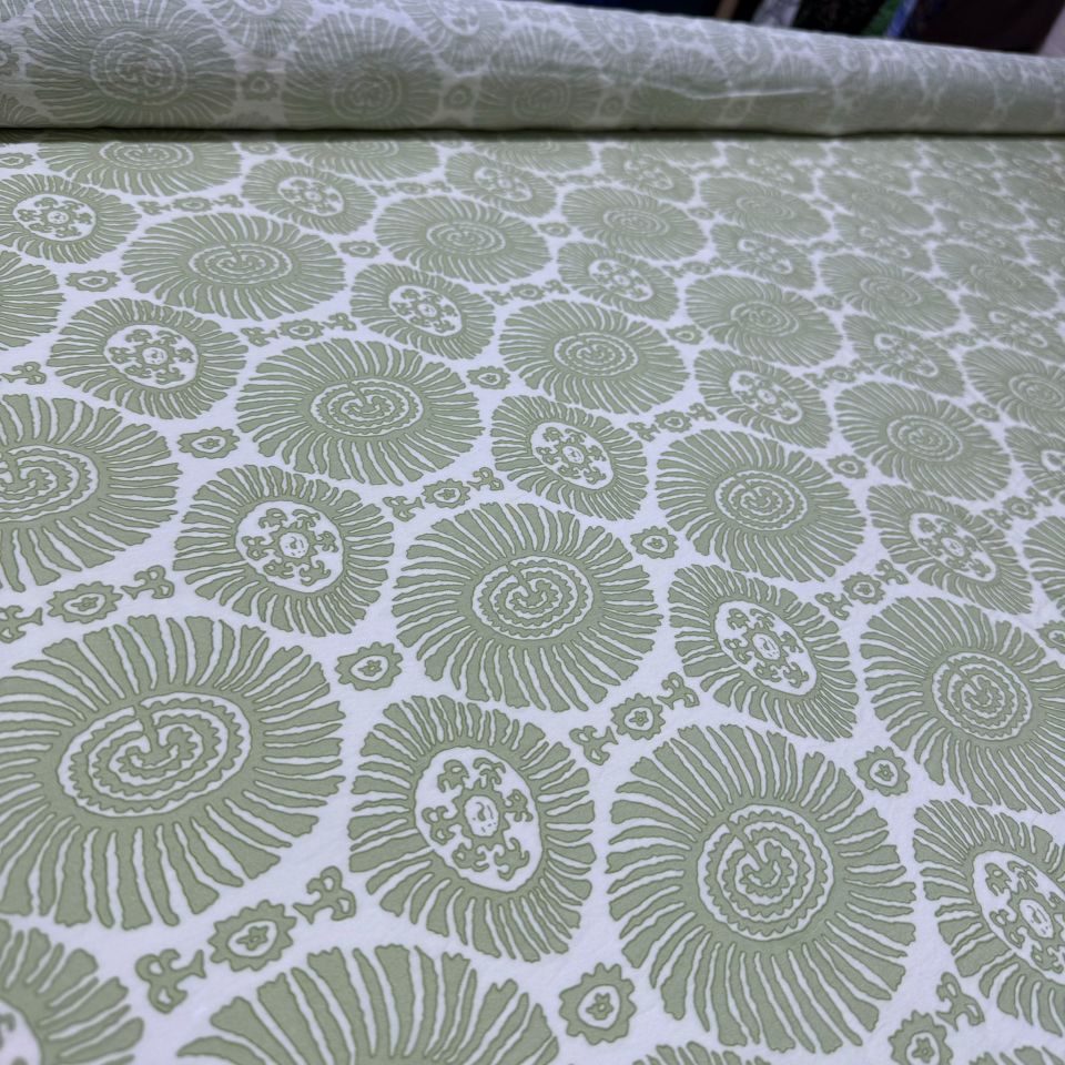 Ayrobin Kumaş Damask Desenli Yuvarlak Motifli En 150 cm Etnik Desen Yeşil Renk