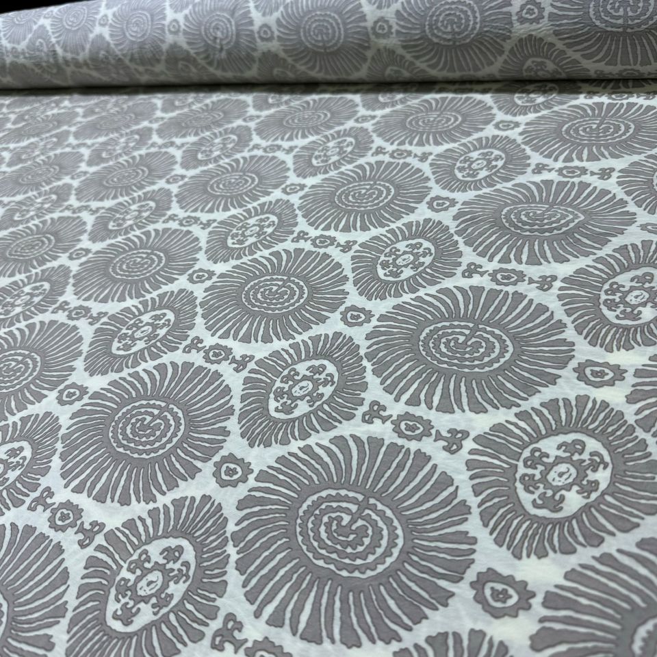Ayrobin Kumaş Damask Desenli Yuvarlak Motifli En 150 cm Etnik Desen Antrasit Renk