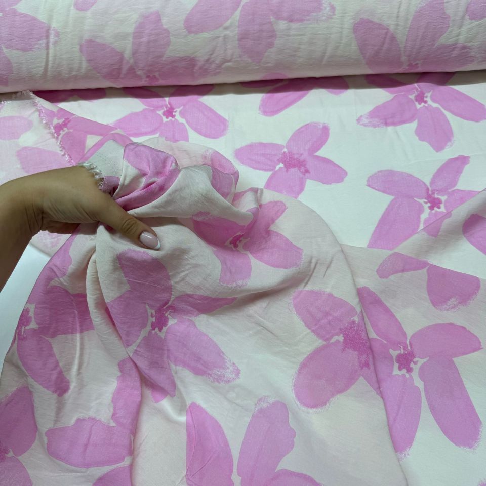 Ayrobin Kumaş Çiçek Desenli En 150 cm Modal Kumaş Pembe Renk