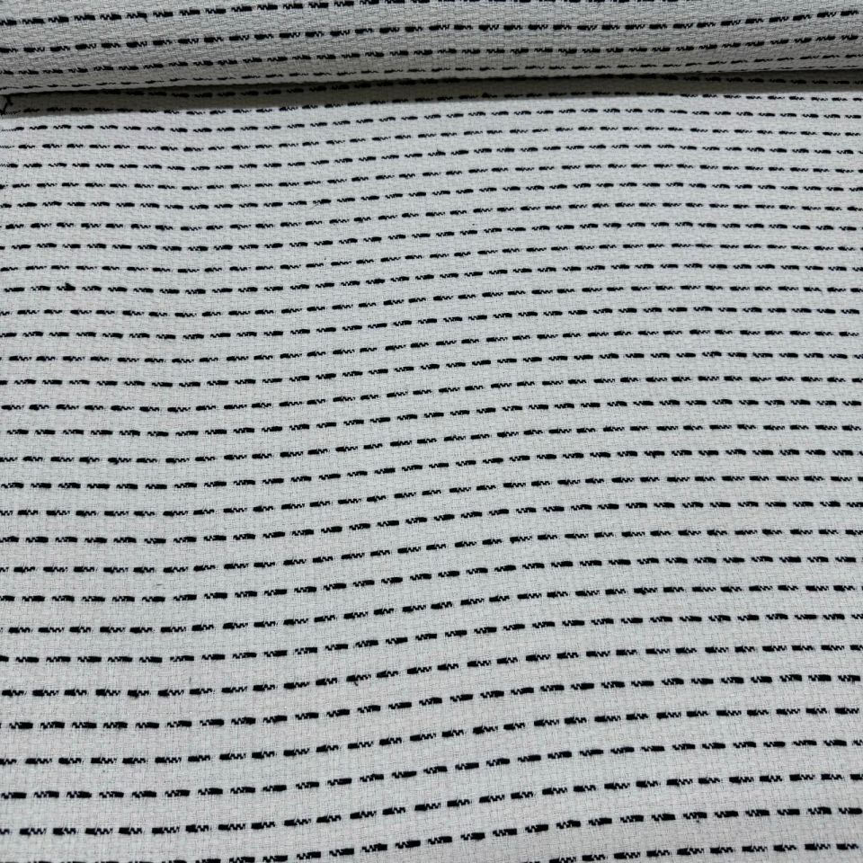 Tüvit Şanel Kumaş Siyah Çizgi Desenli Çift En Ekru Renk