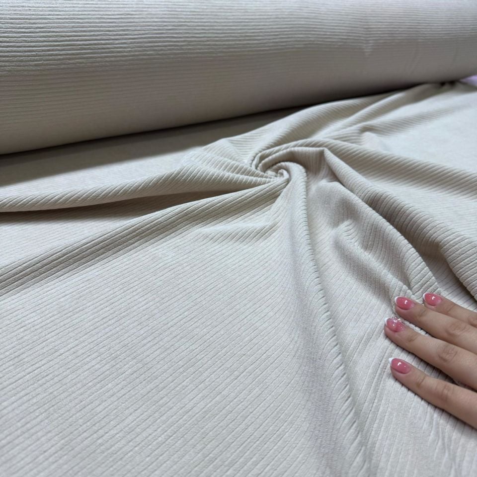 İtalyan Fitilli Kadife Kumaş Çift En Ekru