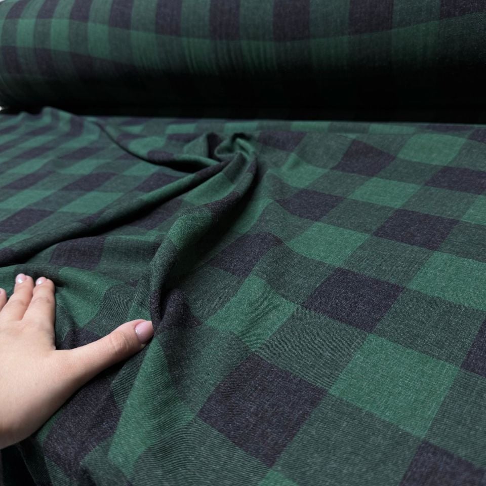 Yün Viskon Kumaş Çift En %100 Pamuk Kareli Yeşil & Siyah Renk