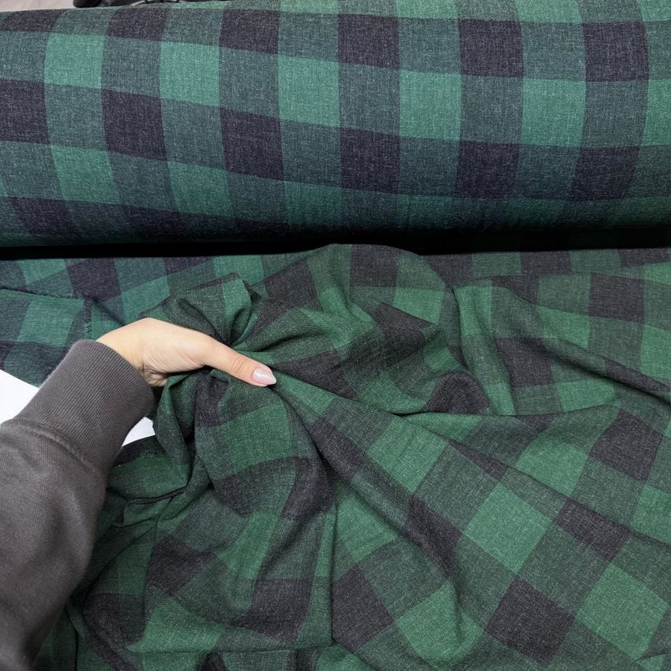 Yün Viskon Kumaş Çift En %100 Pamuk Kareli Yeşil & Siyah Renk