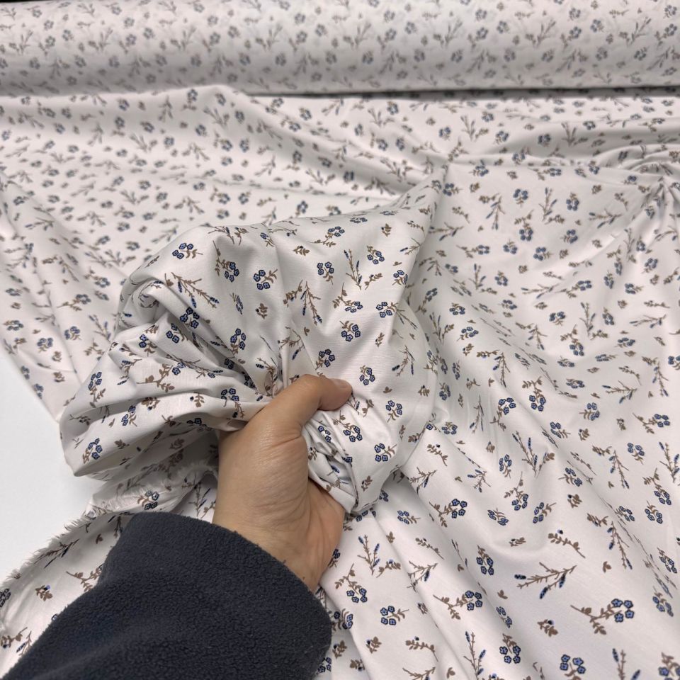 Poplin Kumaş Mavi Çiçek Desenli Çift En