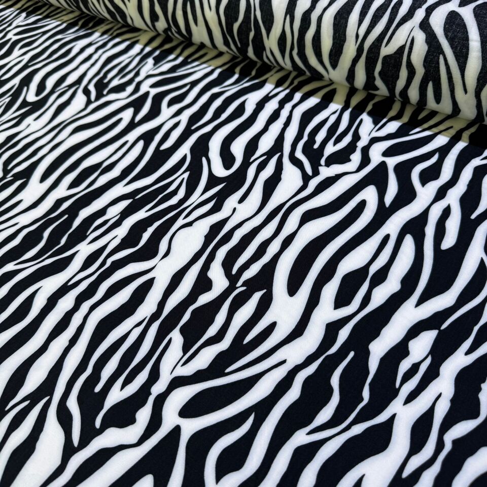 İthal Viskon Kumaş %100 Pamuk Çift En Siyah Beyaz Zebra Desenli