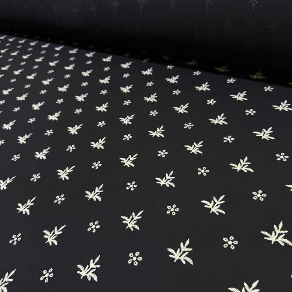 Çift Kat Müslin Kumaş %100 Pamuk Çift En Nakış ve Fisto Baskılı Siyah